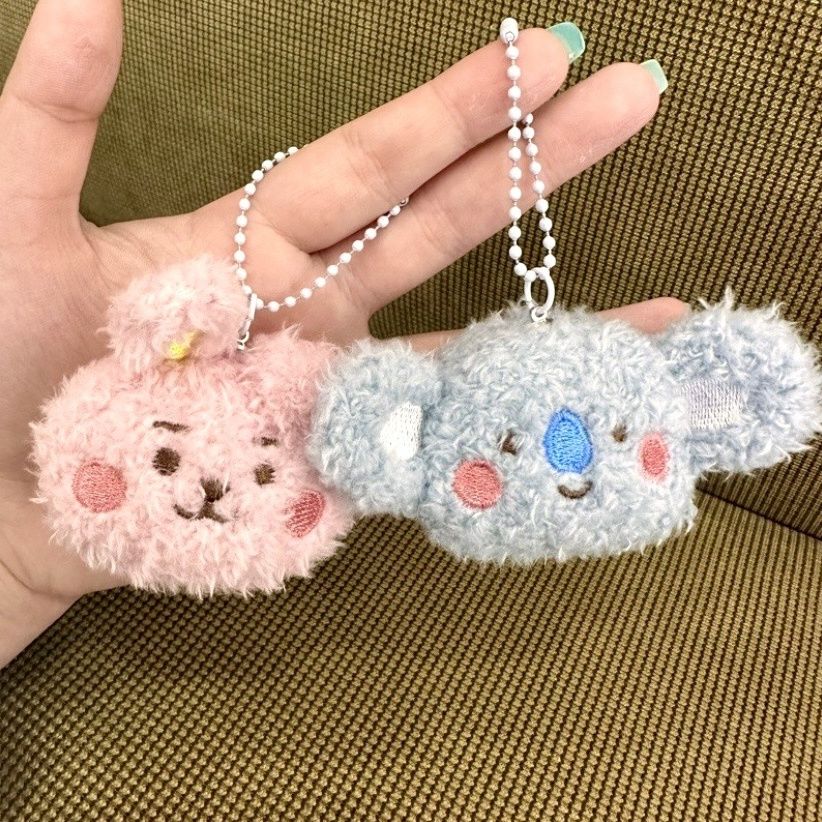 سلسلة مفاتيح دمية قطيفة لطيفة  - مراجعة Anime Merchandise Wholesale وسعره