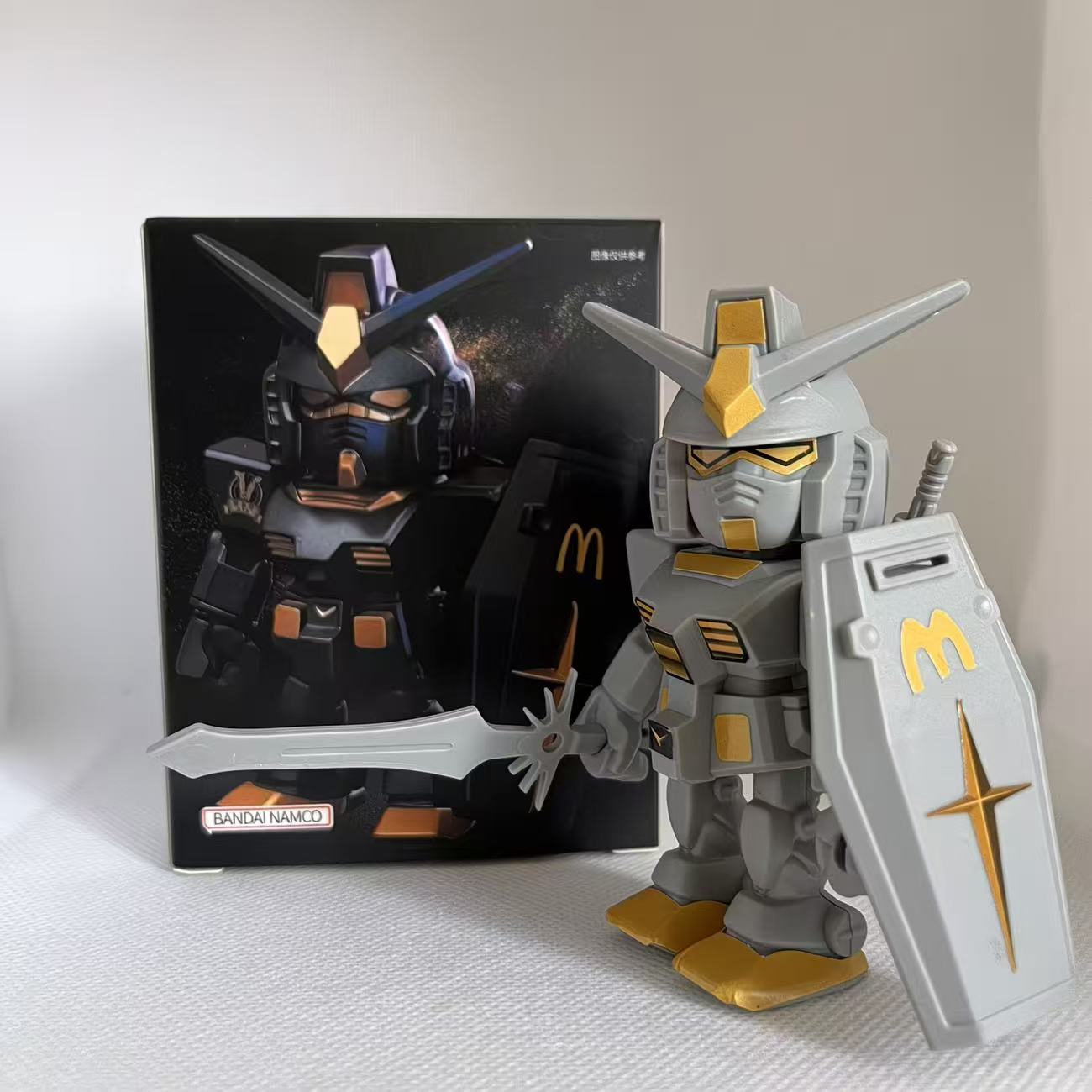 مجسم ماكدونالد غاندام Qmsv Rx- - مراجعة Bandai Gundam Hg وسعره