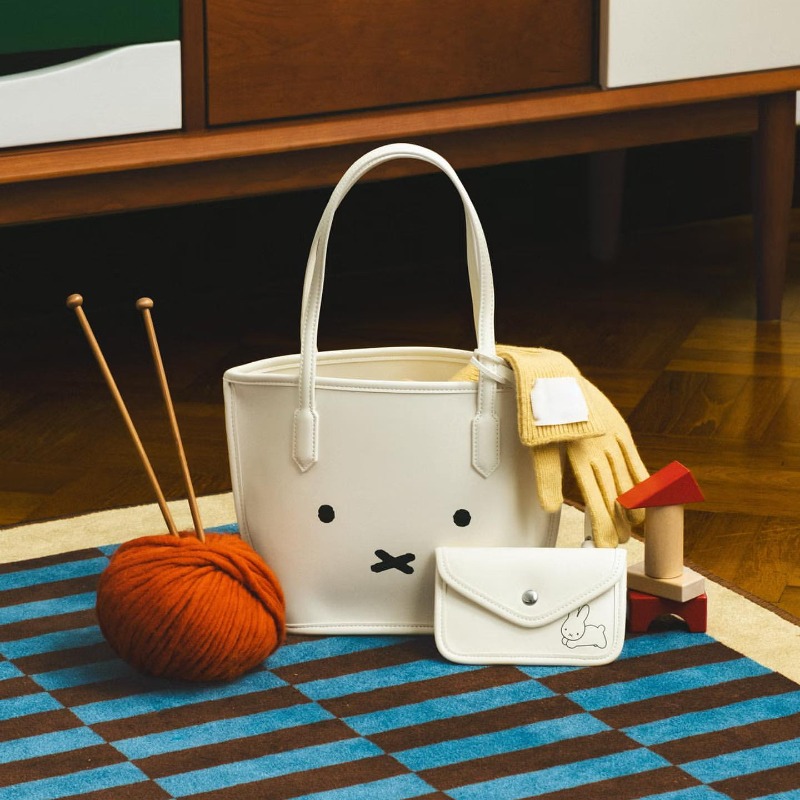 حقيبتان كتف من سلسلة ميفي الكر - مراجعة Anime Tote Bag وسعره